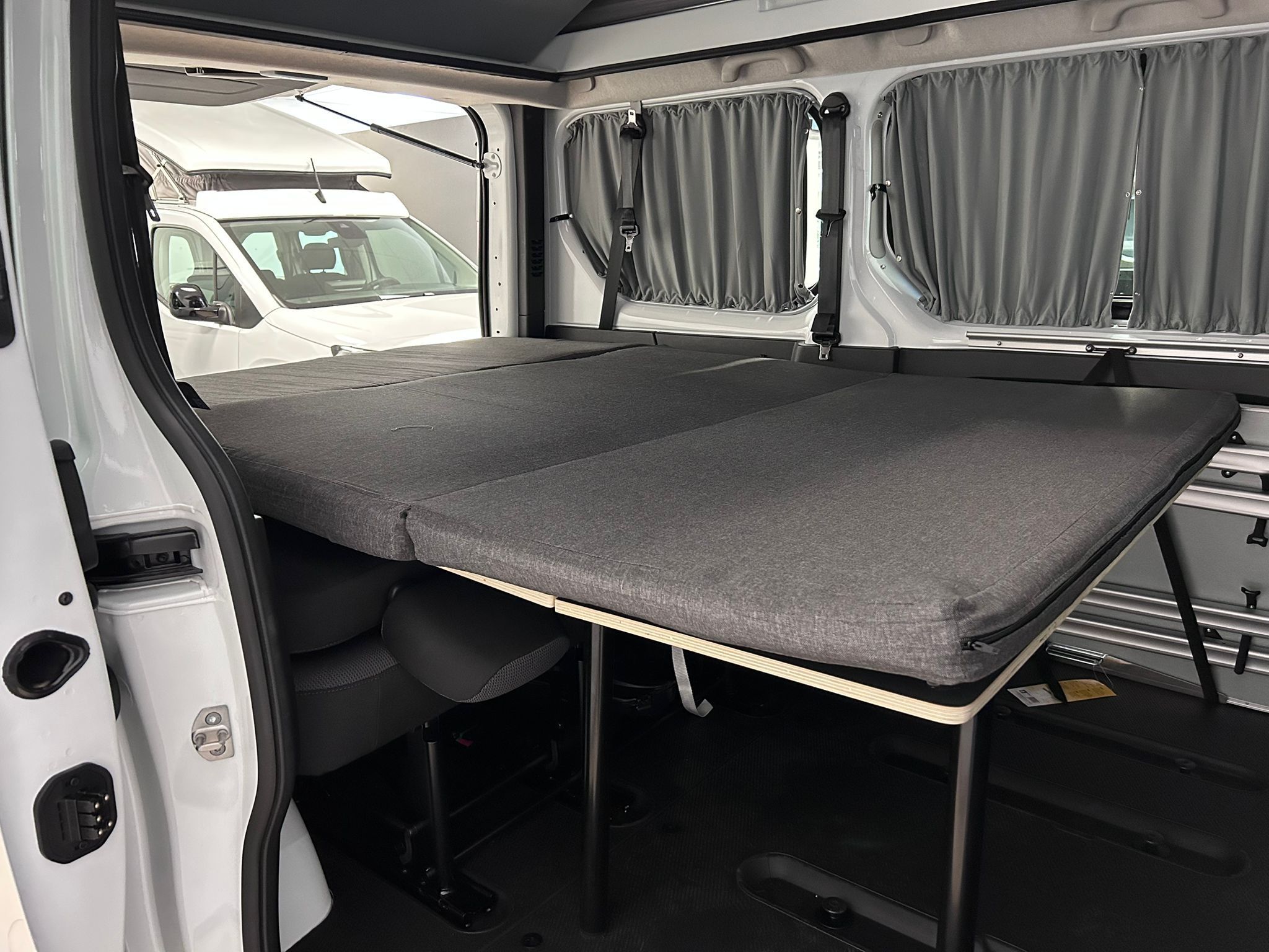 MUEBLE CAMA BEDFORVAN X82 NISSAN PRIMASTAR COMBI 8 - Imagen 7