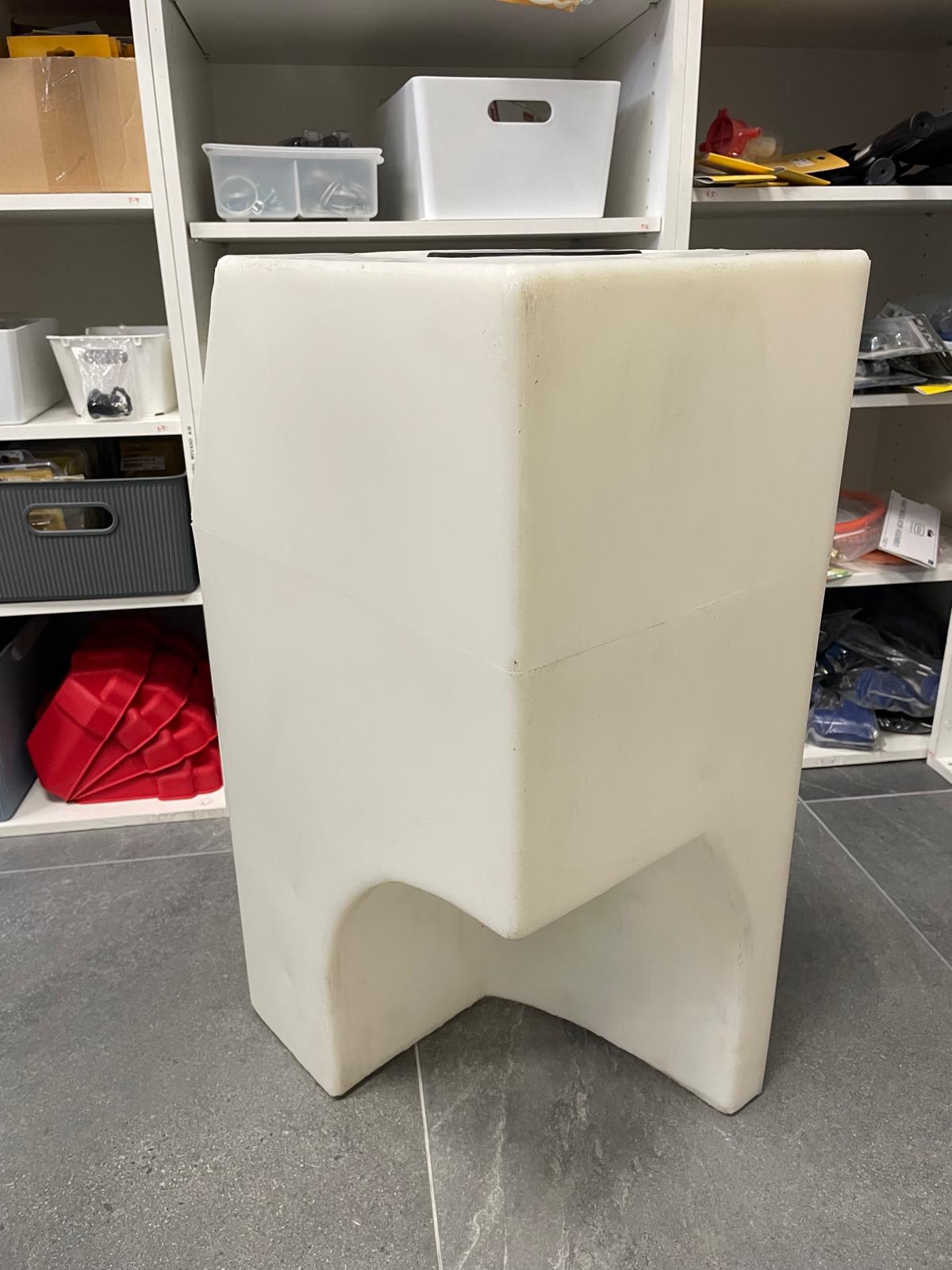 Depósito para paso de rueda Renault Trafic 2001 - Imagen 4